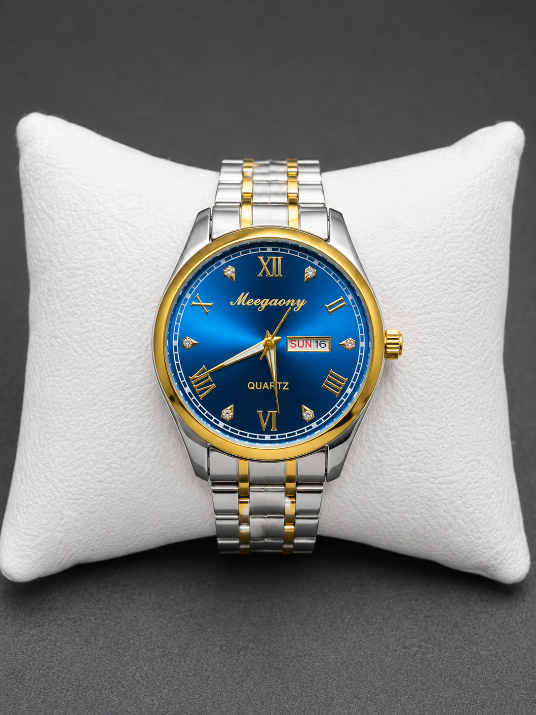Meegaony Men's Quartz Analog Watch Steel Strap